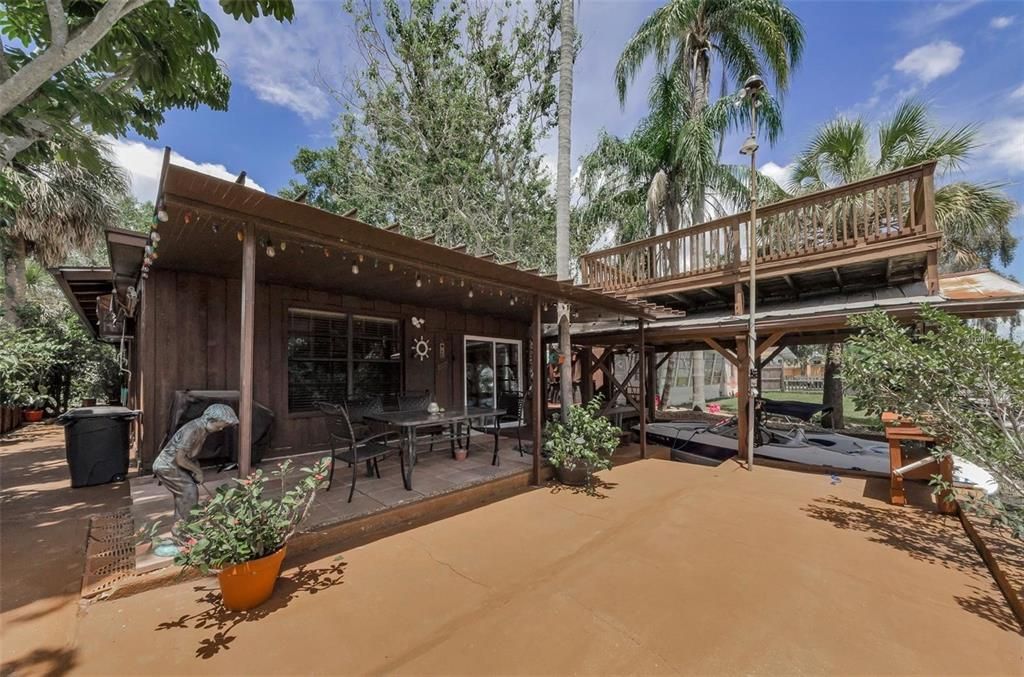 For Sale: $390,000 (2 beds, 2 baths, 1307 Square Feet)