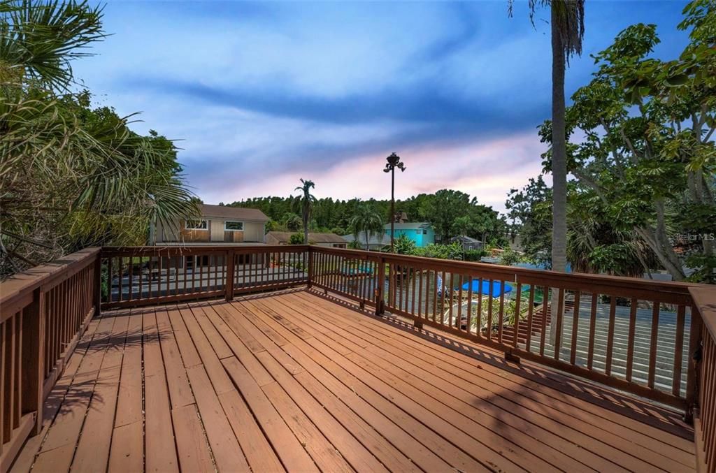 For Sale: $390,000 (2 beds, 2 baths, 1307 Square Feet)