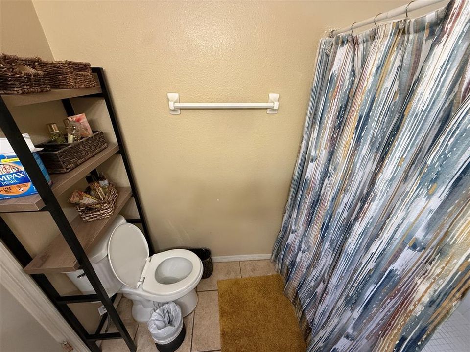 For Sale: $219,900 (3 beds, 2 baths, 1326 Square Feet)