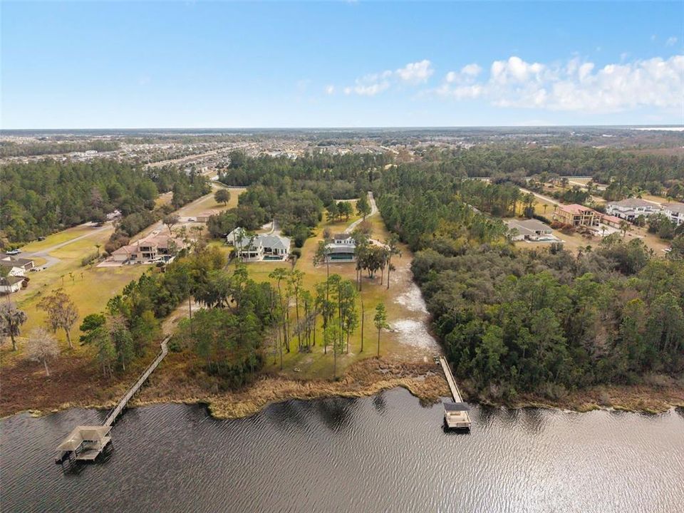 For Sale: $2,149,000 (5 beds, 3 baths, 4075 Square Feet)