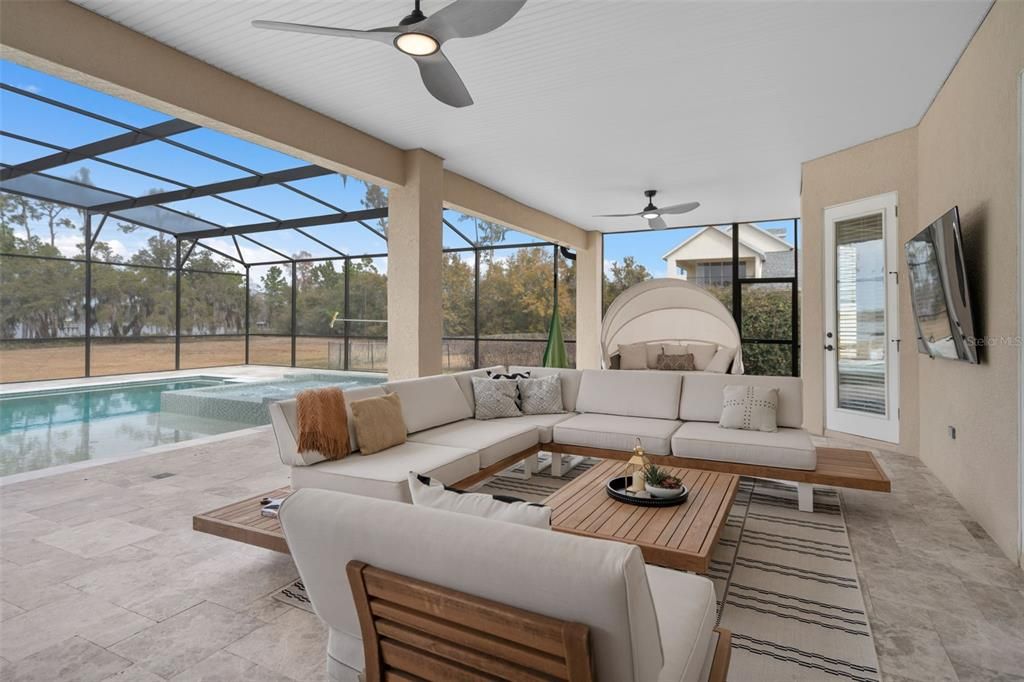 For Sale: $2,149,000 (5 beds, 3 baths, 4075 Square Feet)