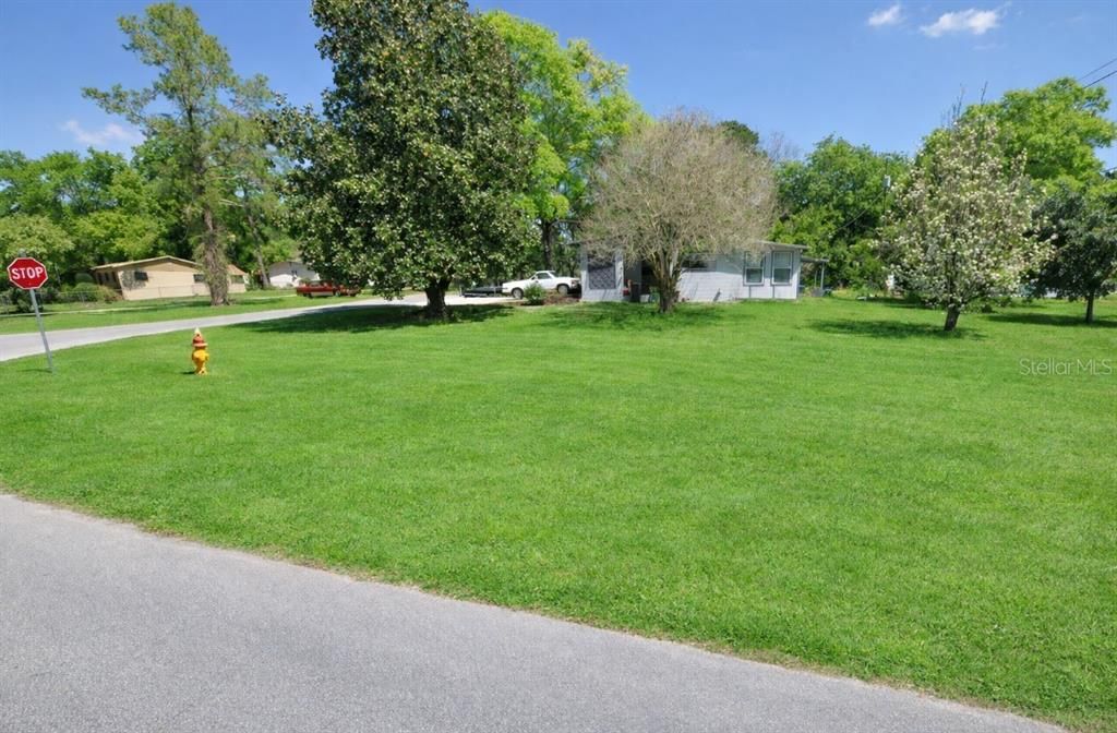 待售: $28,172 (0.09 acres)