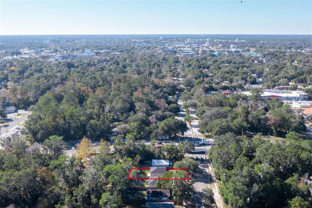 Activo con contrato: $243,500 (3 camas, 2 baños, 1269 Pies cuadrados)