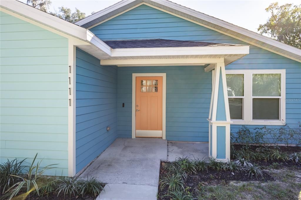 Activo con contrato: $243,500 (3 camas, 2 baños, 1269 Pies cuadrados)