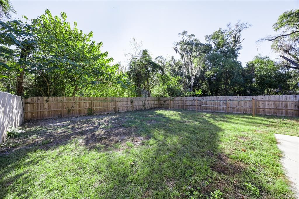 Activo con contrato: $243,500 (3 camas, 2 baños, 1269 Pies cuadrados)