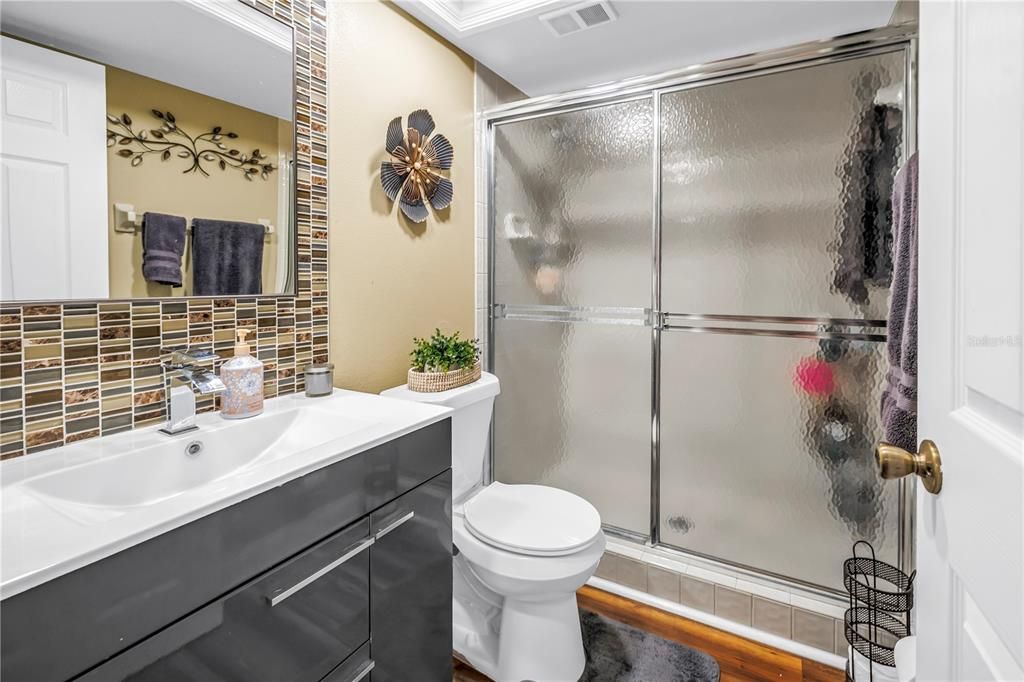 En Venta: $488,500 (4 camas, 4 baños, 2174 Pies cuadrados)