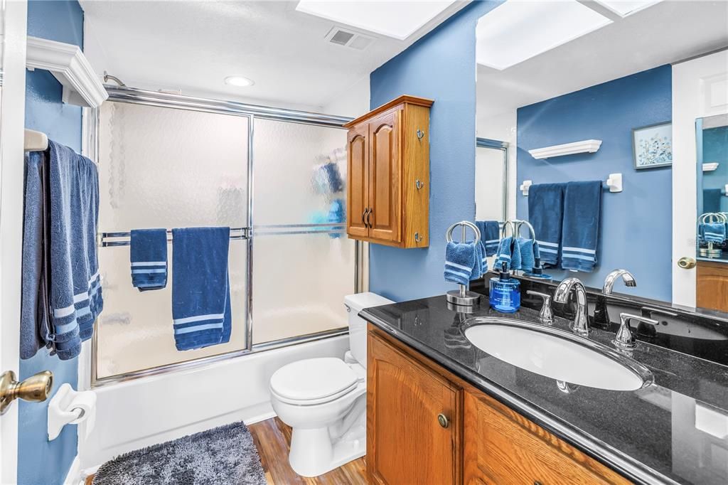 En Venta: $488,500 (4 camas, 4 baños, 2174 Pies cuadrados)