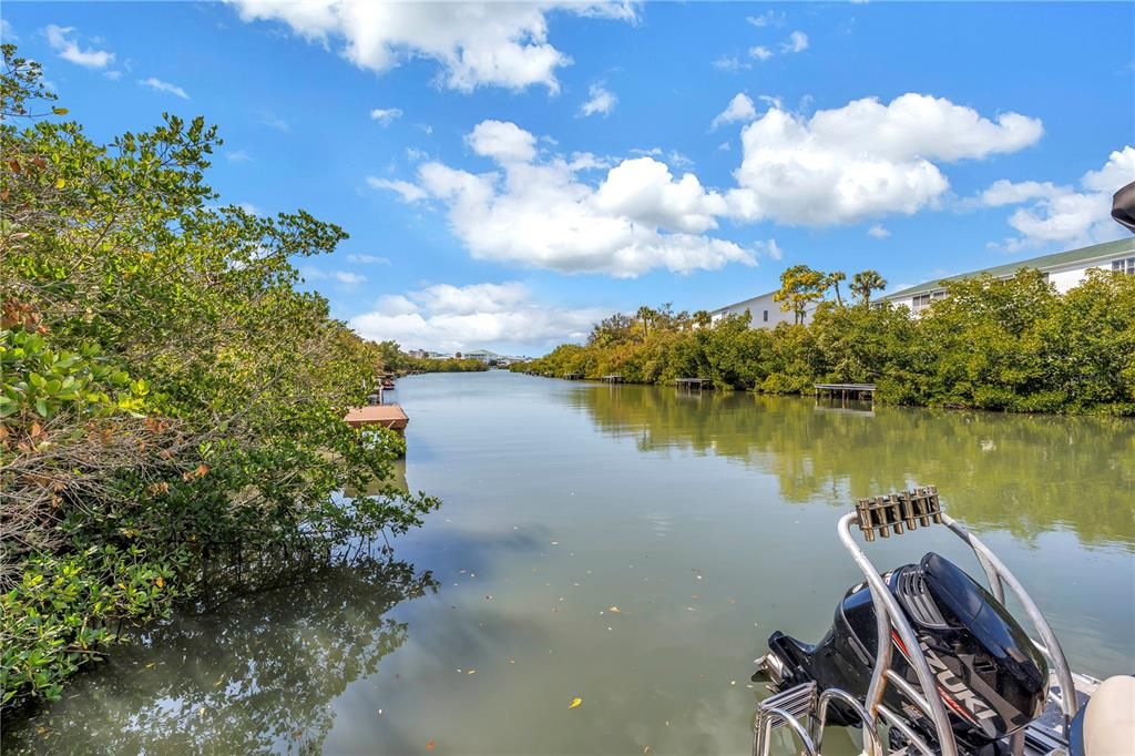 En Venta: $488,500 (4 camas, 4 baños, 2174 Pies cuadrados)