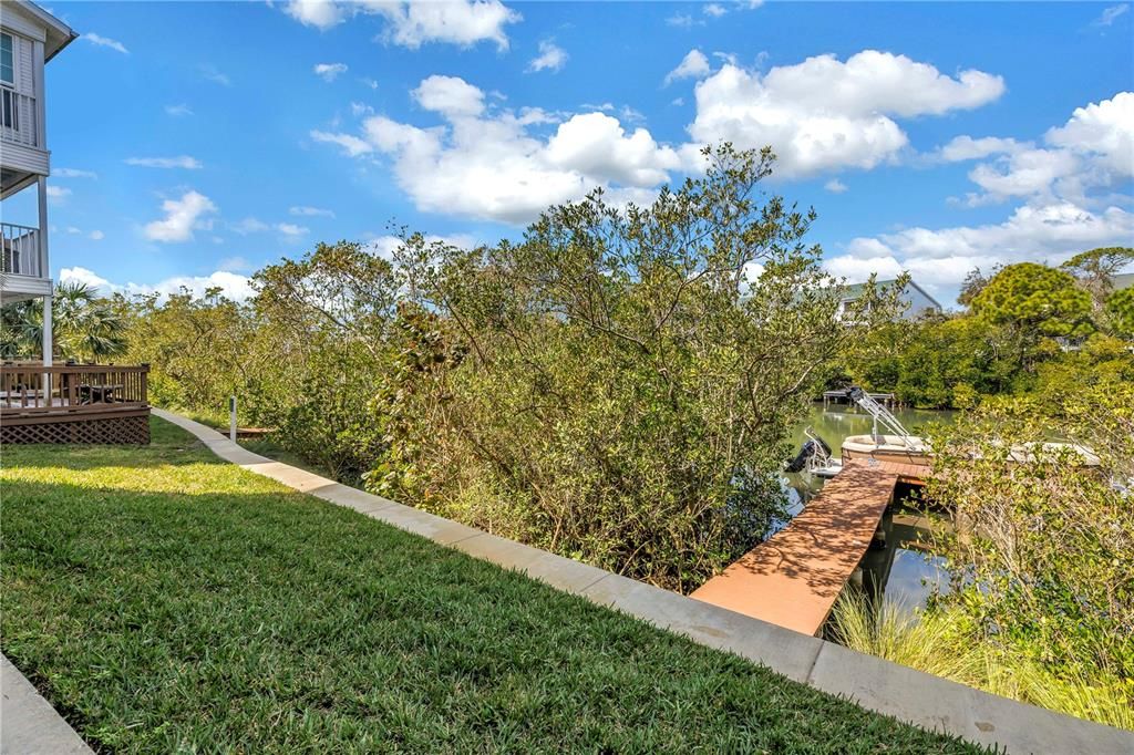En Venta: $488,500 (4 camas, 4 baños, 2174 Pies cuadrados)
