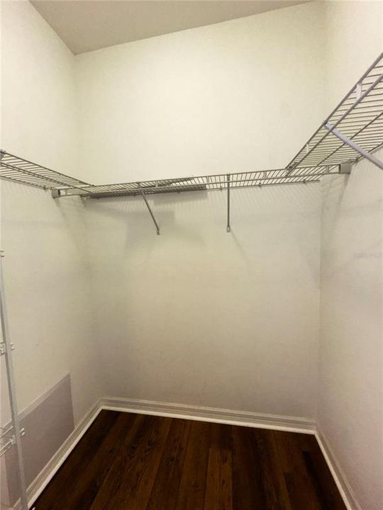 For Rent: $3,000 (3 beds, 2 baths, 1984 Square Feet)