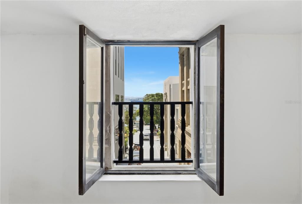 For Sale: $2,850,000 (0 beds, 0 baths, 10046 Square Feet)