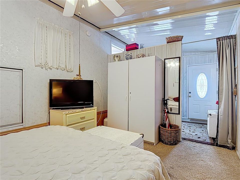 На продажу: $114,900 (1 спален, 1 ванн, 698 Квадратных фут)