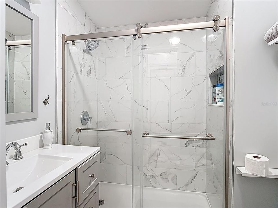 На продажу: $114,900 (1 спален, 1 ванн, 698 Квадратных фут)