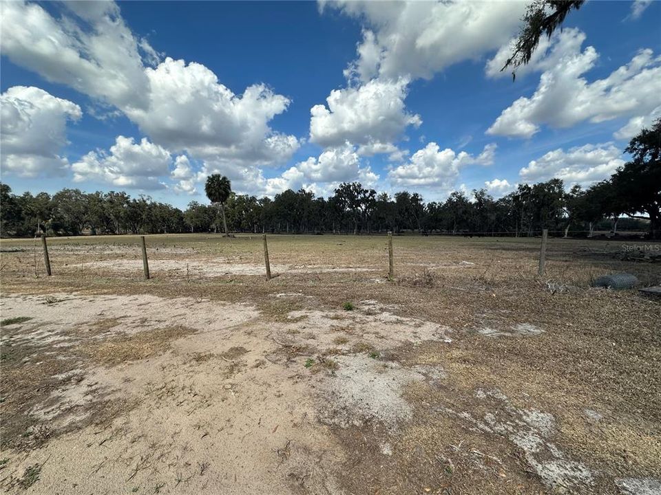 For Sale: $344,700 (1.25 acres)