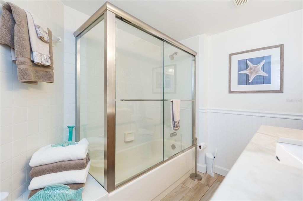 Activo con contrato: $564,000 (2 camas, 2 baños, 1315 Pies cuadrados)
