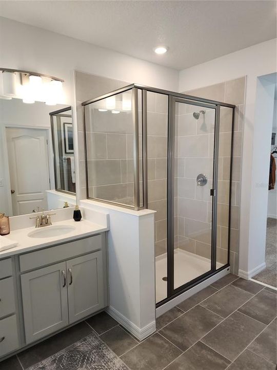 For Rent: $3,800 (3 beds, 2 baths, 1844 Square Feet)