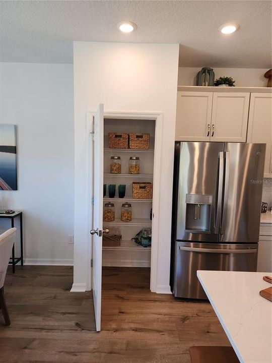 For Rent: $3,800 (3 beds, 2 baths, 1844 Square Feet)