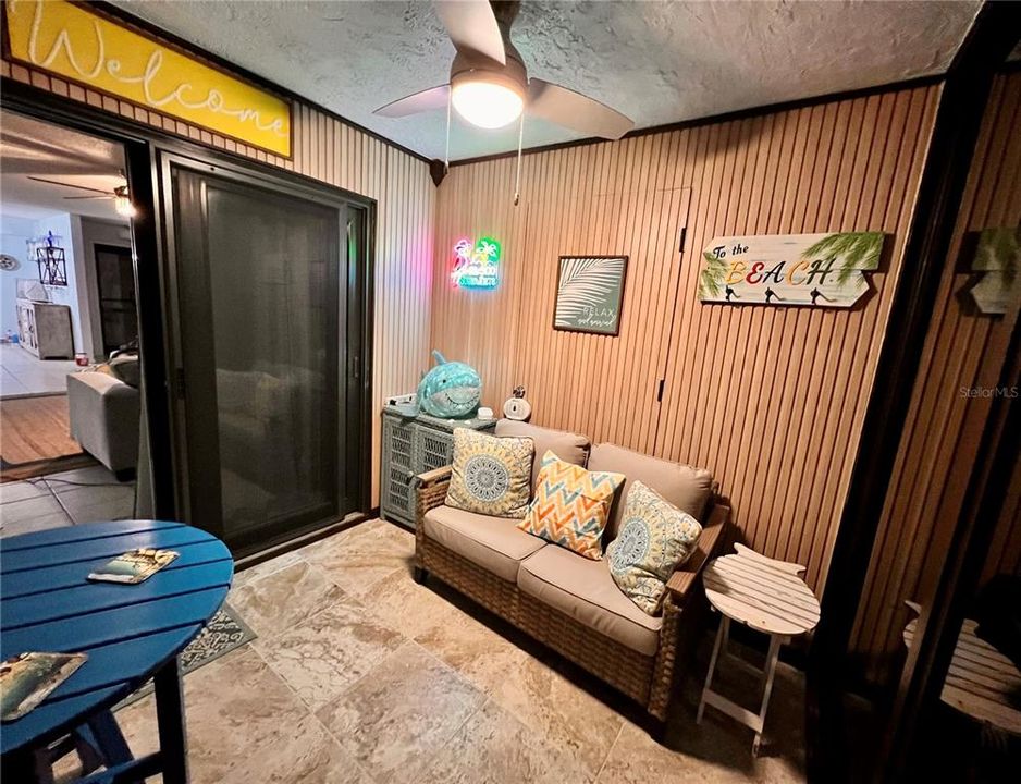 Activo con contrato: $409,000 (3 camas, 2 baños, 1174 Pies cuadrados)