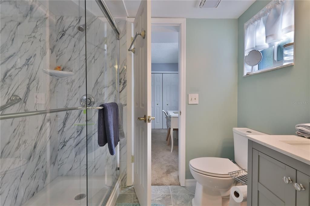 Activo con contrato: $409,000 (3 camas, 2 baños, 1174 Pies cuadrados)