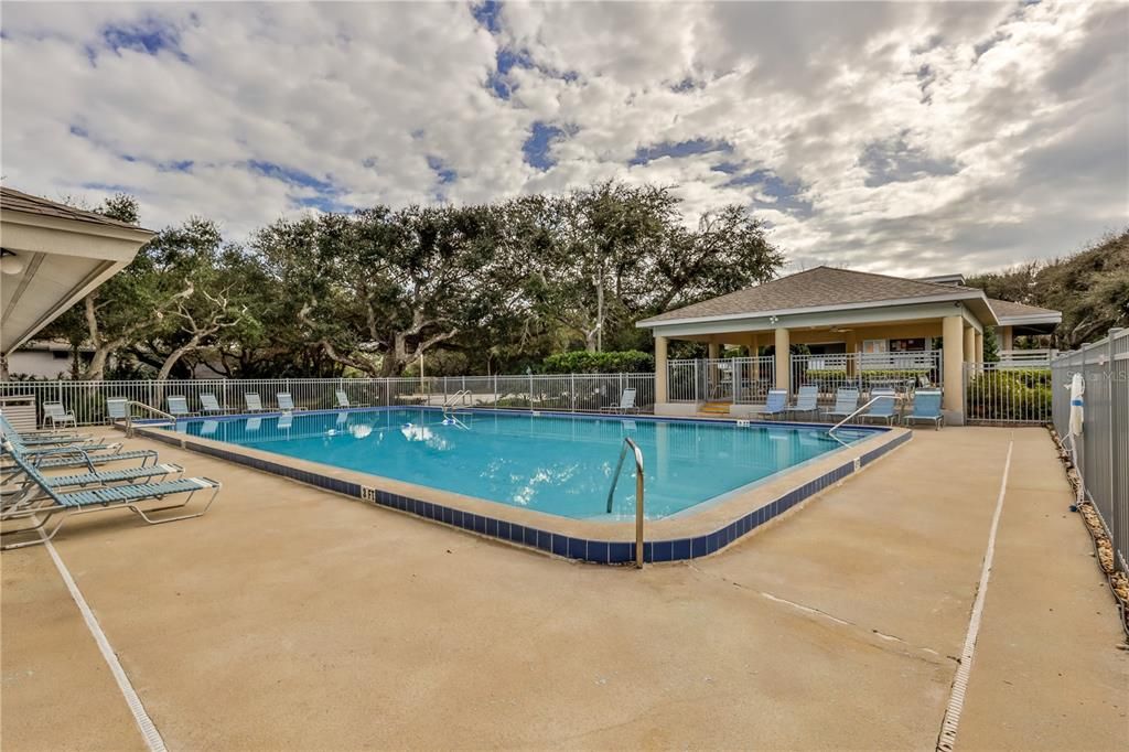 Activo con contrato: $409,000 (3 camas, 2 baños, 1174 Pies cuadrados)
