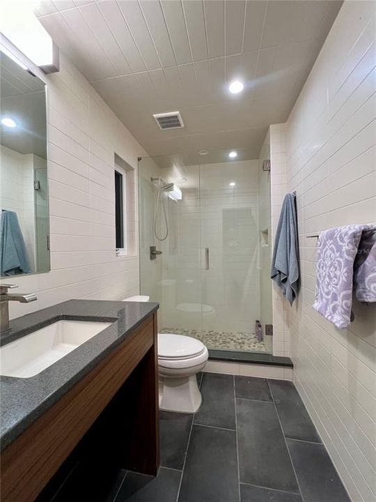 For Sale: $1,149,900 (2 beds, 2 baths, 1244 Square Feet)