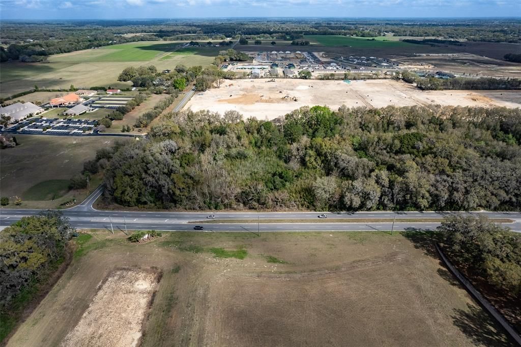 待售: $2,500,000 (8.89 acres)
