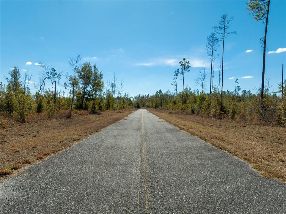 待售: $47,999 (4.97 acres)