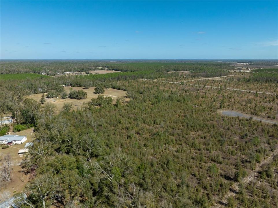 待售: $47,999 (4.97 acres)