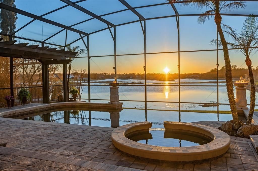 Недавно продано: $1,995,000 (4 спален, 5 ванн, 5318 Квадратных фут)