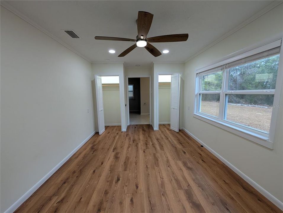 For Rent: $1,950 (3 beds, 2 baths, 1327 Square Feet)