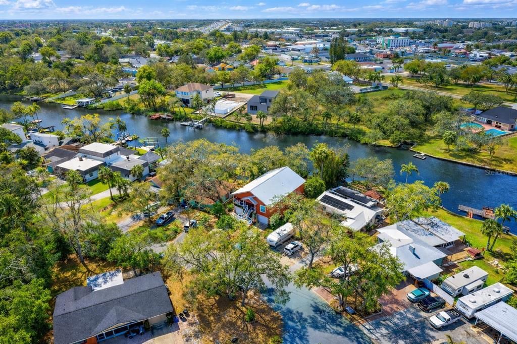 En Venta: $568,000 (3 camas, 2 baños, 1639 Pies cuadrados)