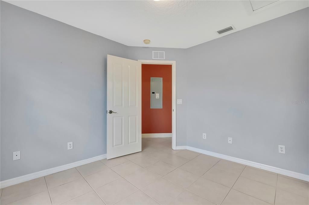 En Venta: $568,000 (3 camas, 2 baños, 1639 Pies cuadrados)