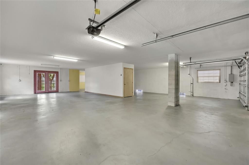 En Venta: $568,000 (3 camas, 2 baños, 1639 Pies cuadrados)