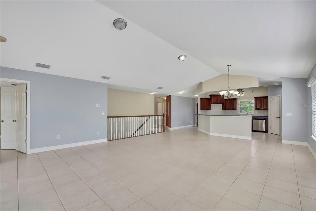 En Venta: $568,000 (3 camas, 2 baños, 1639 Pies cuadrados)