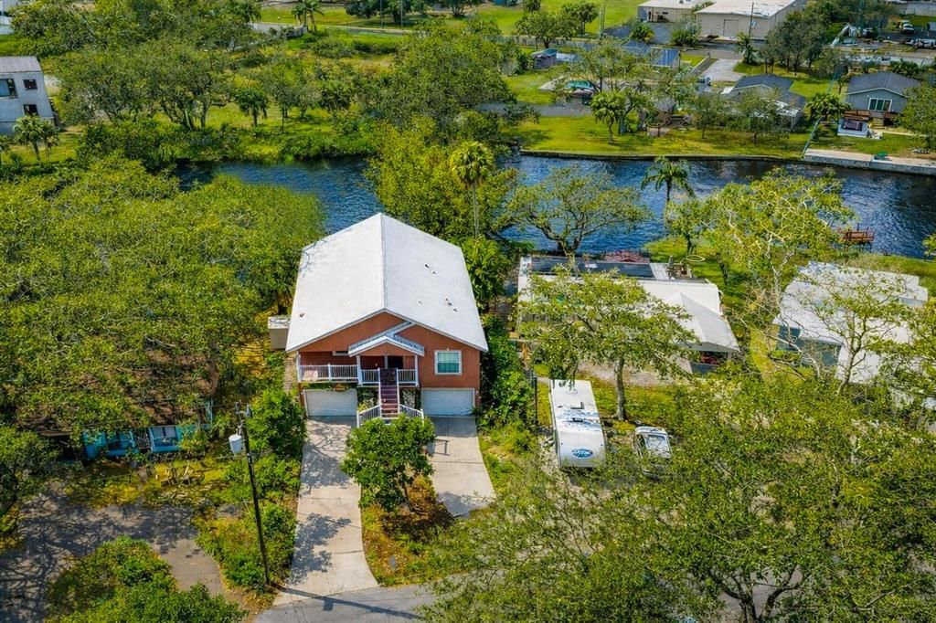 En Venta: $568,000 (3 camas, 2 baños, 1639 Pies cuadrados)