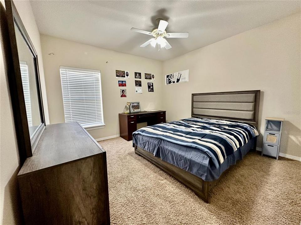 For Rent: $3,000 (5 beds, 3 baths, 2997 Square Feet)