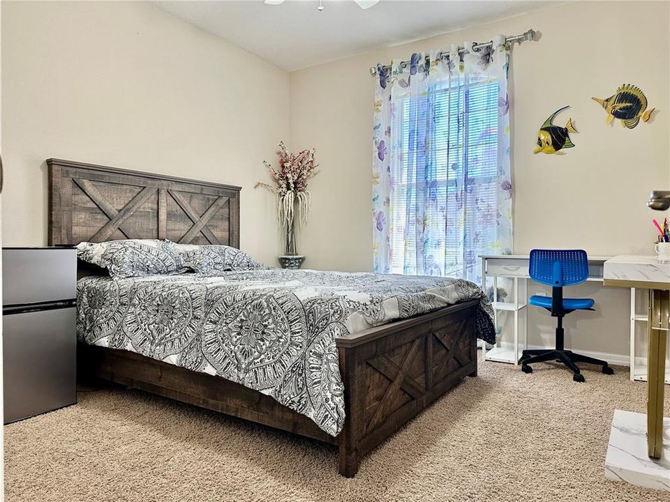 For Rent: $3,000 (5 beds, 3 baths, 2997 Square Feet)