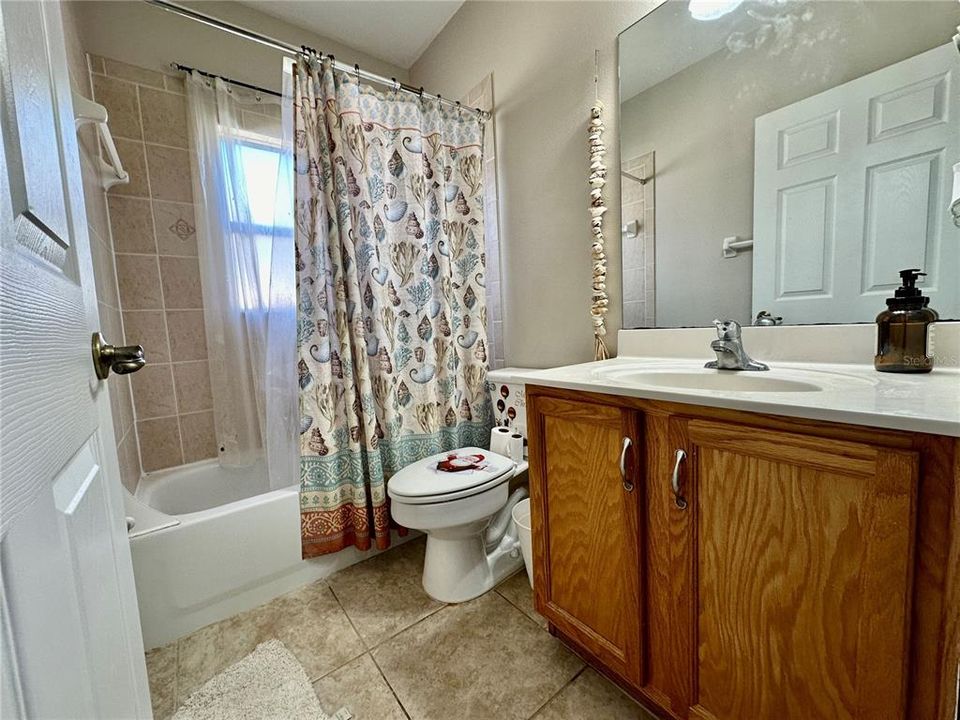 For Rent: $3,000 (5 beds, 3 baths, 2997 Square Feet)