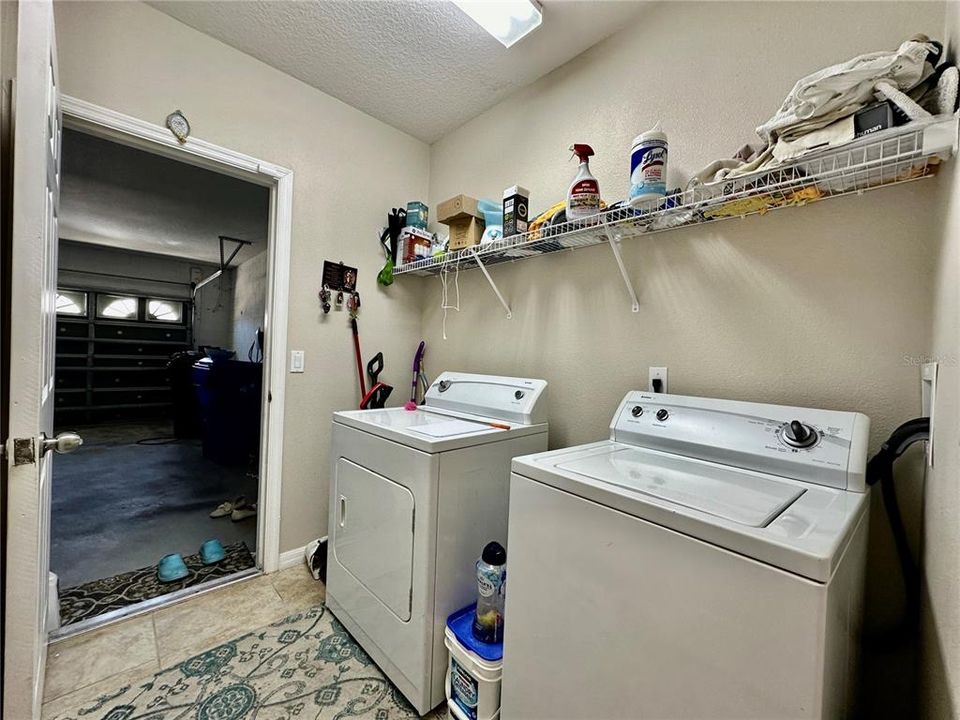 For Rent: $3,000 (5 beds, 3 baths, 2997 Square Feet)
