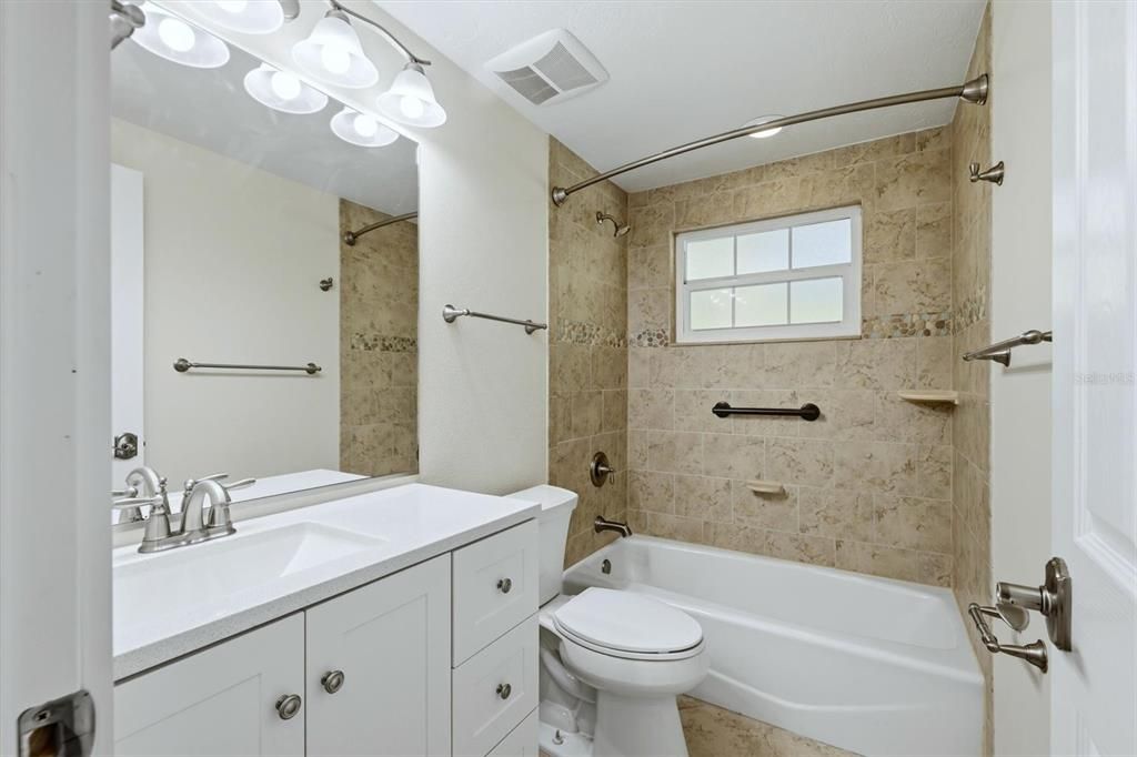 For Sale: $1,075,000 (3 beds, 2 baths, 1010 Square Feet)