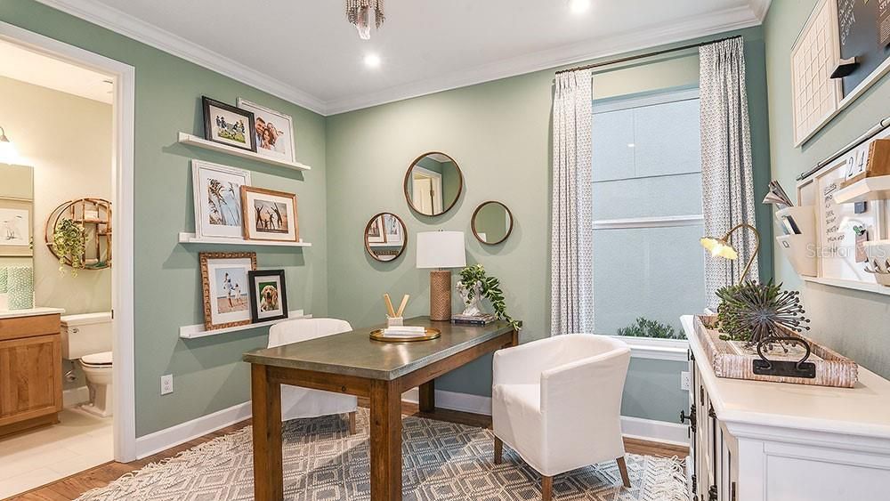 Activo con contrato: $685,000 (5 camas, 4 baños, 3461 Pies cuadrados)