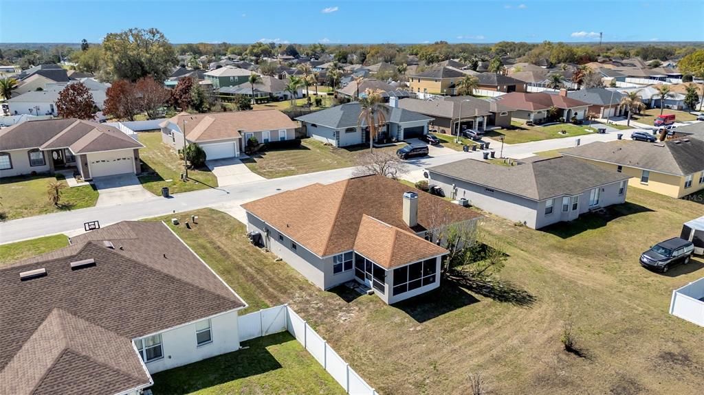 For Sale: $334,900 (4 beds, 2 baths, 1908 Square Feet)