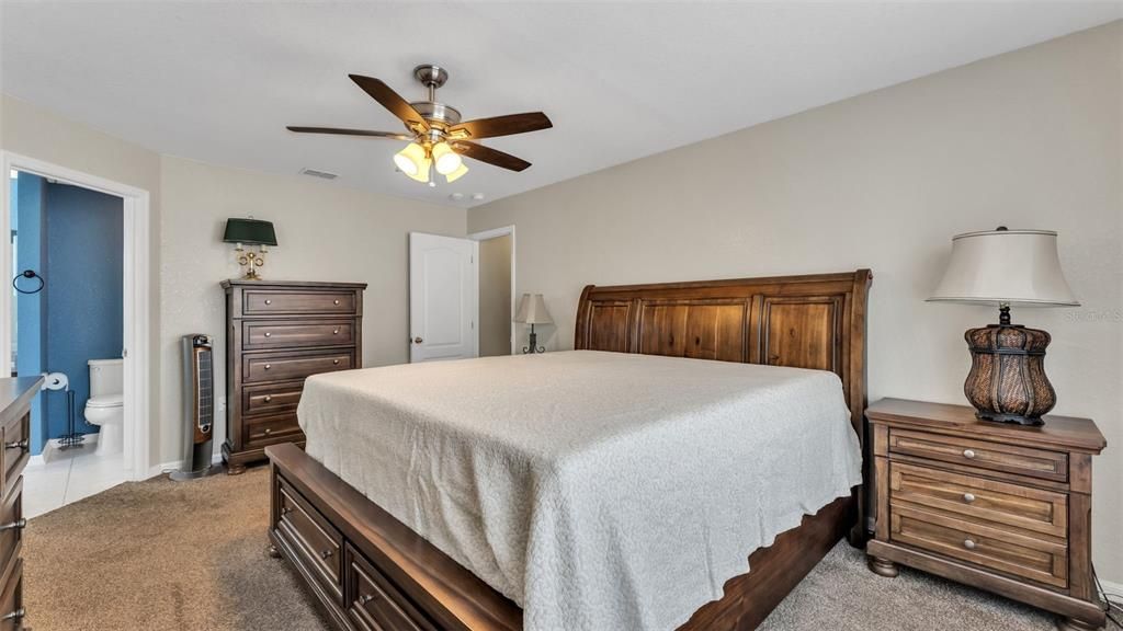 For Sale: $334,900 (4 beds, 2 baths, 1908 Square Feet)