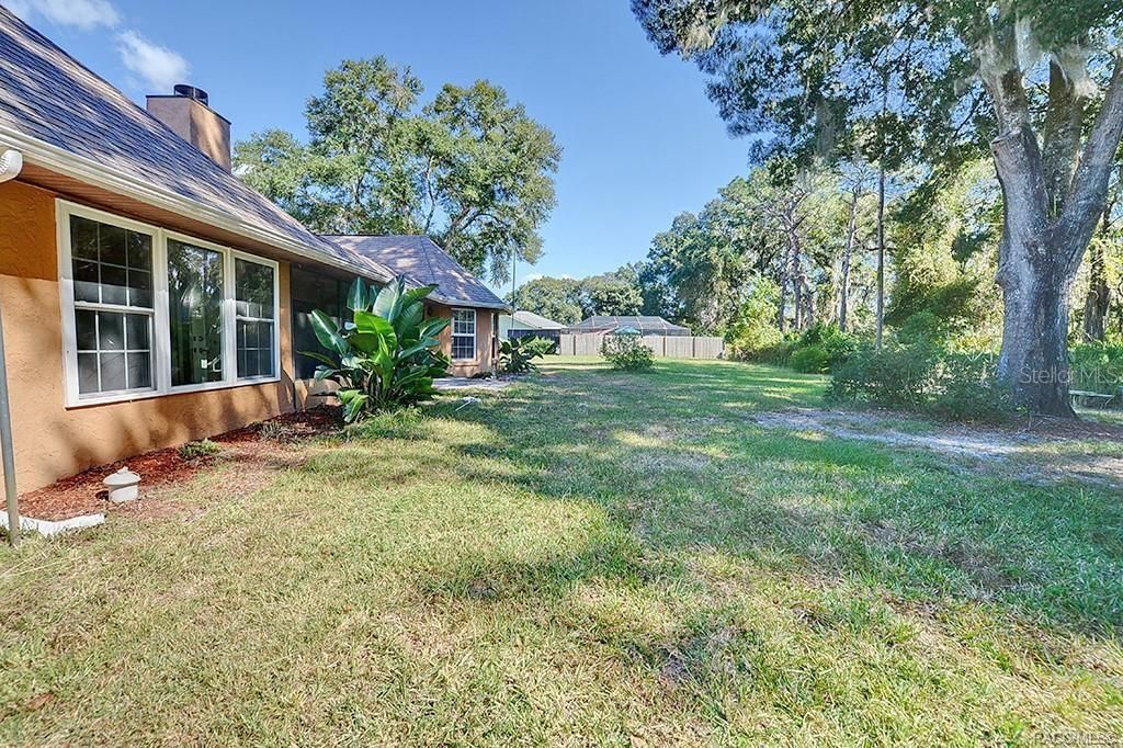En Venta: $354,950 (3 camas, 3 baños, 2640 Pies cuadrados)
