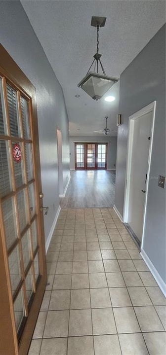 En Venta: $325,000 (2 camas, 2 baños, 1099 Pies cuadrados)