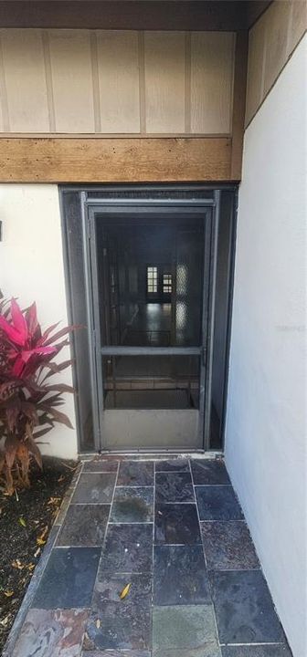 En Venta: $325,000 (2 camas, 2 baños, 1099 Pies cuadrados)