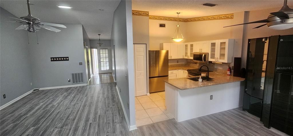 En Venta: $325,000 (2 camas, 2 baños, 1099 Pies cuadrados)
