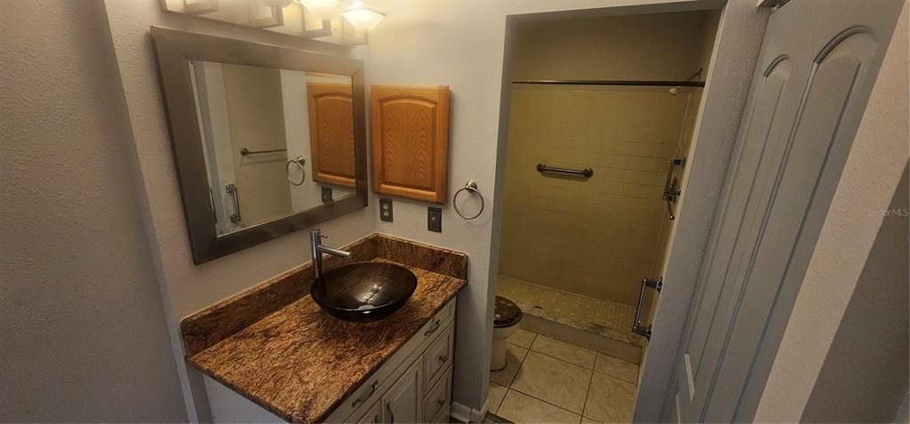 En Venta: $325,000 (2 camas, 2 baños, 1099 Pies cuadrados)
