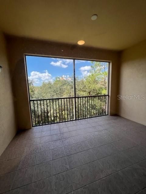For Rent: $2,650 (2 beds, 2 baths, 1762 Square Feet)