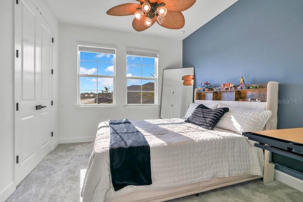 На продажу: $589,900 (4 спален, 3 ванн, 2787 Квадратных фут)